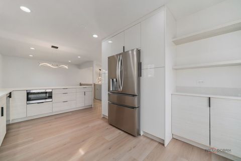 Tiny photo for 112 Ironwood Court, Rolling Meadows, IL 60008 (MLS # 12530188)