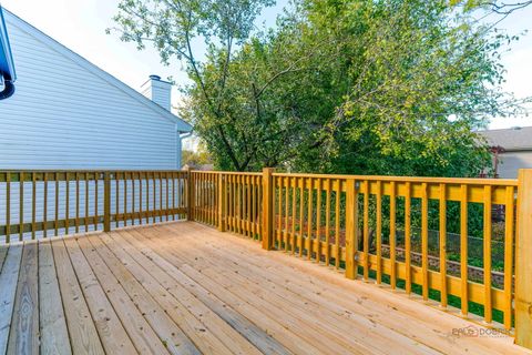 Tiny photo for 112 Ironwood Court, Rolling Meadows, IL 60008 (MLS # 12530188)