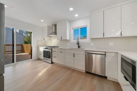 Tiny photo for 112 Ironwood Court, Rolling Meadows, IL 60008 (MLS # 12530188)