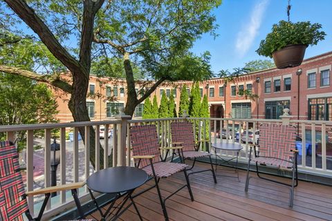 Tiny photo for 1410 W Wrightwood Avenue #O, Chicago, IL 60614 (MLS # 12451827)