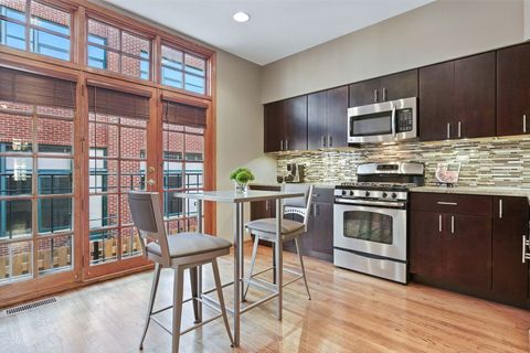 Tiny photo for 1410 W Wrightwood Avenue #O, Chicago, IL 60614 (MLS # 12451827)