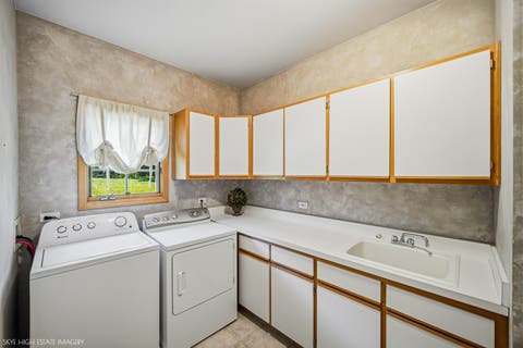 Tiny photo for 13609 S Parker Road, Homer Glen, IL 60491 (MLS # 12724688)