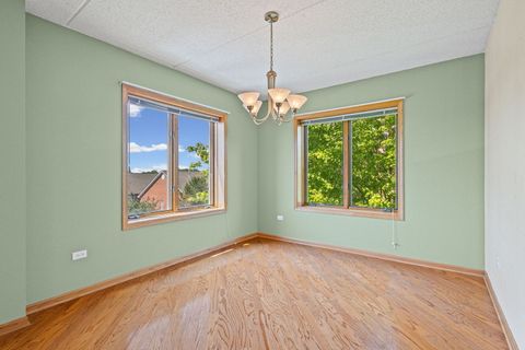 Tiny photo for 5055 Madison Street #403, Skokie, IL 60077 (MLS # 12677306)
