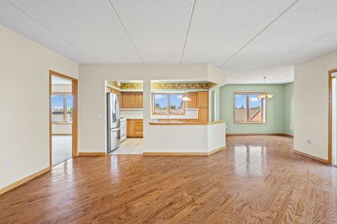 Tiny photo for 5055 Madison Street #403, Skokie, IL 60077 (MLS # 12677306)