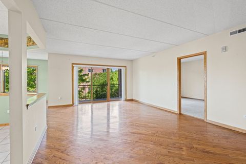 Tiny photo for 5055 Madison Street #403, Skokie, IL 60077 (MLS # 12677306)