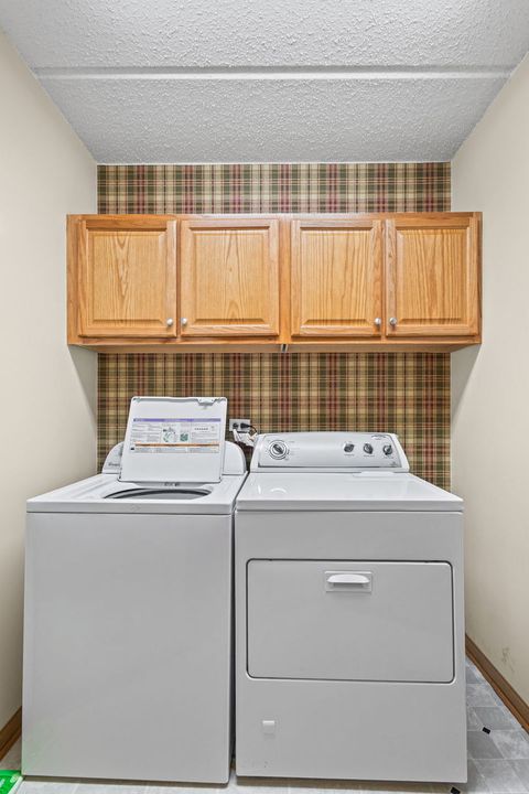 Tiny photo for 5055 Madison Street #403, Skokie, IL 60077 (MLS # 12677306)