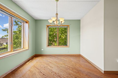 Tiny photo for 5055 Madison Street #403, Skokie, IL 60077 (MLS # 12677306)