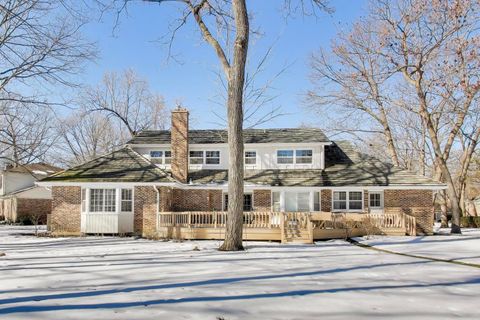 Tiny photo for 11 Wellington Court, Lincolnshire, IL 60069 (MLS # 12562452)