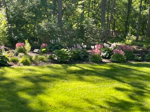 Tiny photo for 11 Wellington Court, Lincolnshire, IL 60069 (MLS # 12562452)