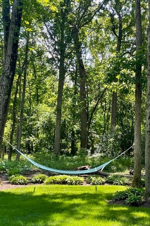 Tiny photo for 11 Wellington Court, Lincolnshire, IL 60069 (MLS # 12562452)