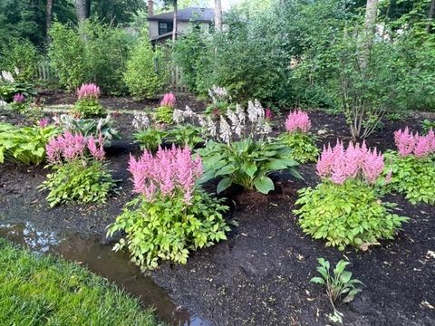 Tiny photo for 11 Wellington Court, Lincolnshire, IL 60069 (MLS # 12562452)