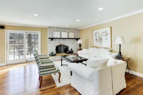 Tiny photo for 11 Wellington Court, Lincolnshire, IL 60069 (MLS # 12562452)