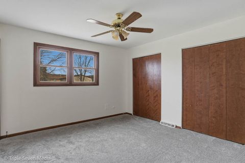 Tiny photo for 7412 160th Street, Tinley Park, IL 60477 (MLS # 12575149)