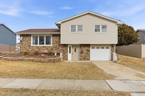 Tiny photo for 7412 160th Street, Tinley Park, IL 60477 (MLS # 12575149)