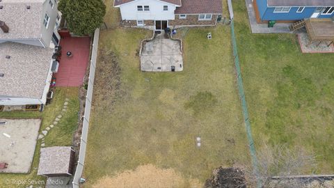 Tiny photo for 7412 160th Street, Tinley Park, IL 60477 (MLS # 12575149)