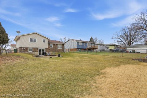 Tiny photo for 7412 160th Street, Tinley Park, IL 60477 (MLS # 12575149)