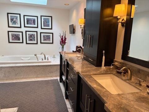 Tiny photo for 990 Sheridan Road, Highland Park, IL 60035 (MLS # 12471125)