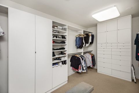 Tiny photo for 990 Sheridan Road, Highland Park, IL 60035 (MLS # 12471125)