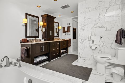 Tiny photo for 990 Sheridan Road, Highland Park, IL 60035 (MLS # 12471125)