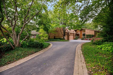Photo of 990 Sheridan Road, Highland Park, IL 60035 (MLS # 12471125)