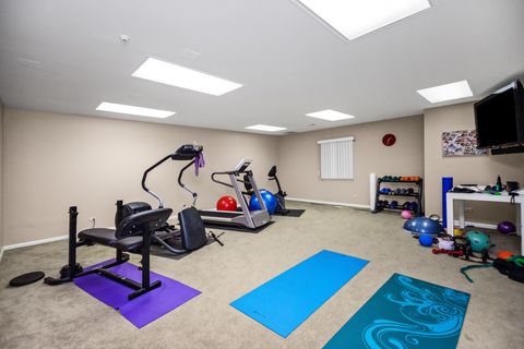 Tiny photo for 990 Sheridan Road, Highland Park, IL 60035 (MLS # 12471125)