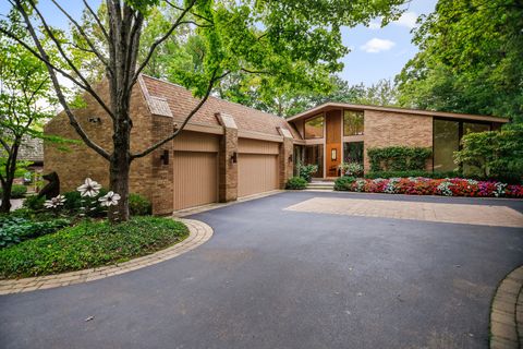 Tiny photo for 990 Sheridan Road, Highland Park, IL 60035 (MLS # 12471125)