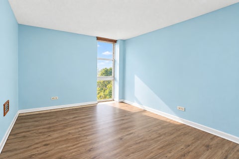 Tiny photo for 1043 S York Road #409, Bensenville, IL 60106 (MLS # 12759700)
