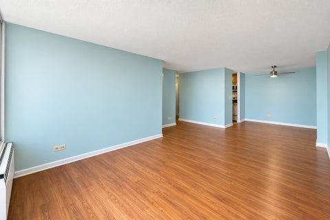 Tiny photo for 1043 S York Road #409, Bensenville, IL 60106 (MLS # 12759700)