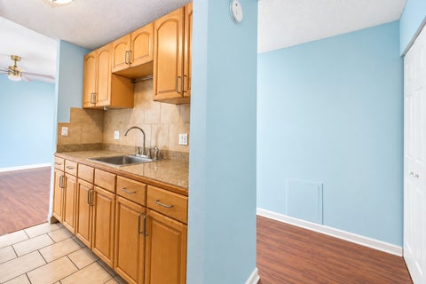 Tiny photo for 1043 S York Road #409, Bensenville, IL 60106 (MLS # 12759700)