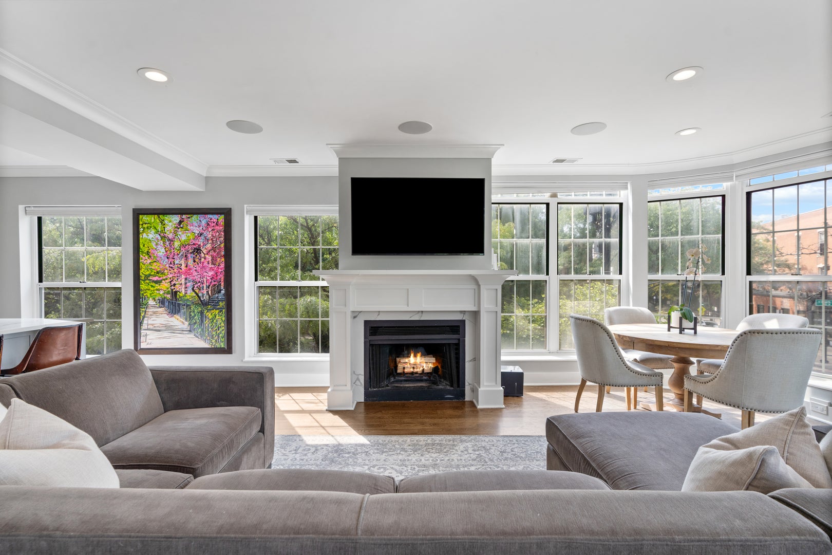339 W Webster Avenue 1A