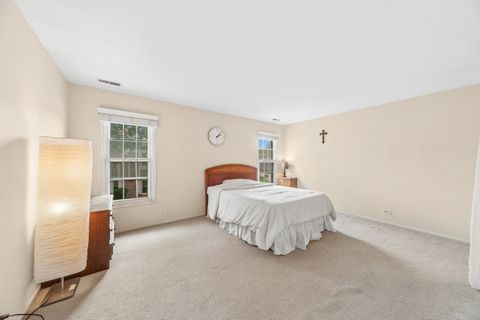 Tiny photo for 256 Southwick Court #256, Vernon Hills, IL 60061 (MLS # 12666136)