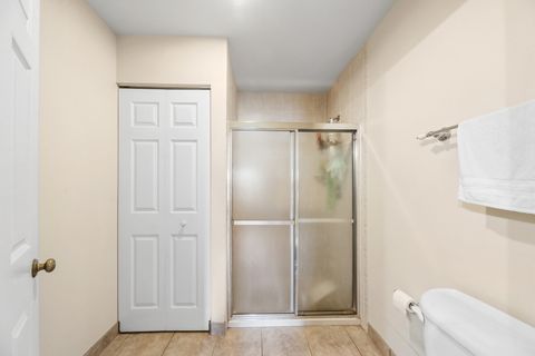 Tiny photo for 256 Southwick Court #256, Vernon Hills, IL 60061 (MLS # 12666136)