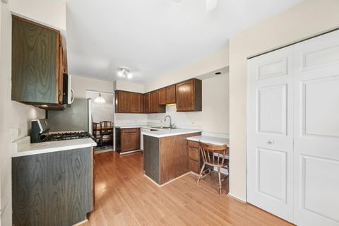 Tiny photo for 256 Southwick Court #256, Vernon Hills, IL 60061 (MLS # 12666136)