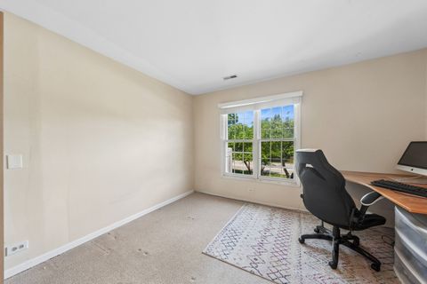 Tiny photo for 256 Southwick Court #256, Vernon Hills, IL 60061 (MLS # 12666136)