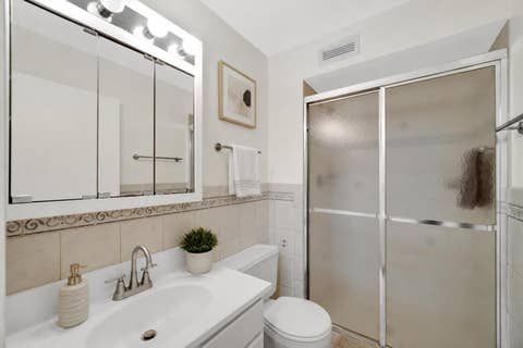 Tiny photo for 2100 N Lincoln Park West Avenue #7FN, Chicago, IL 60614 (MLS # 12737680)