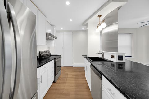 Tiny photo for 2100 N Lincoln Park West Avenue #7FN, Chicago, IL 60614 (MLS # 12737680)