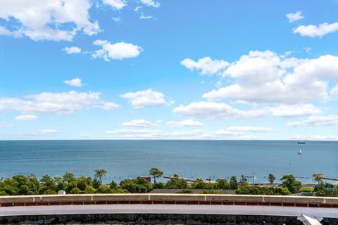 Tiny photo for 2100 N Lincoln Park West Avenue #7FN, Chicago, IL 60614 (MLS # 12737680)