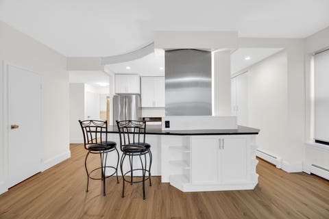 Tiny photo for 2100 N Lincoln Park West Avenue #7FN, Chicago, IL 60614 (MLS # 12737680)