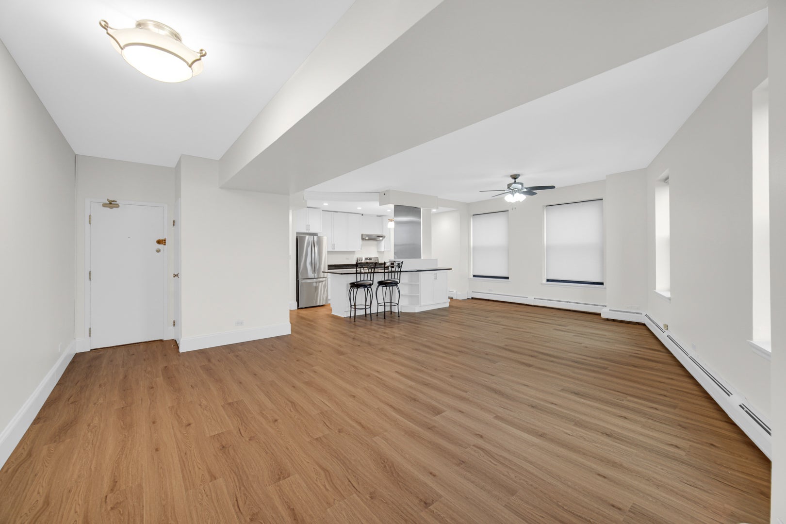 2100 N Lincoln Park West Avenue 7FN