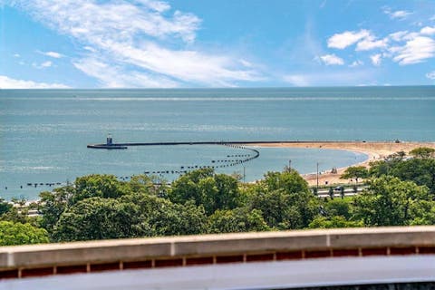 Tiny photo for 2100 N Lincoln Park West Avenue #7FN, Chicago, IL 60614 (MLS # 12737680)