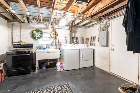 Tiny photo for 3023 N 76th Court, Elmwood Park, IL 60707 (MLS # 12586196)