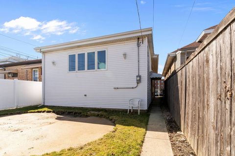 Tiny photo for 3023 N 76th Court, Elmwood Park, IL 60707 (MLS # 12586196)