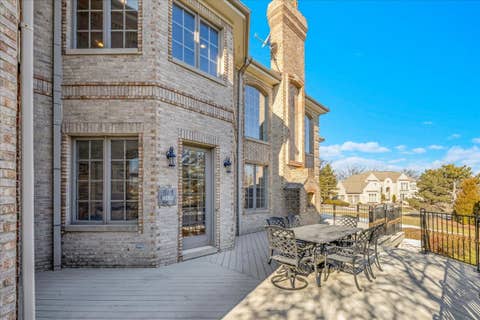 Tiny photo for 601 Ambriance Drive, Burr Ridge, IL 60527 (MLS # 12705561)