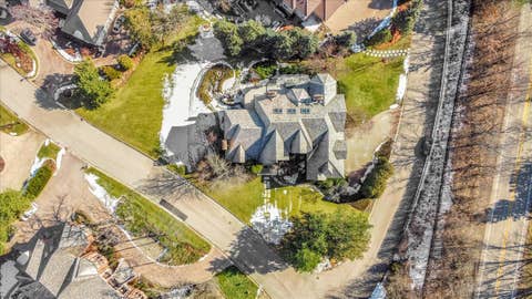 Tiny photo for 601 Ambriance Drive, Burr Ridge, IL 60527 (MLS # 12705561)