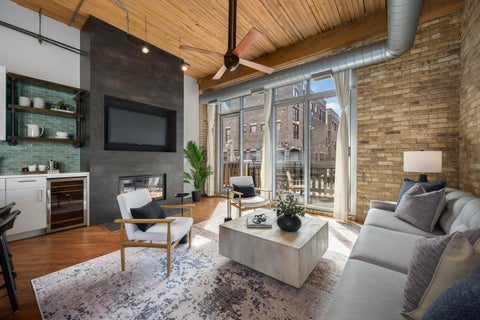 Tiny photo for 2333 W St. Paul Avenue #200, Chicago, IL 60647 (MLS # 12768354)
