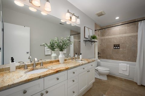 Tiny photo for 2333 W St. Paul Avenue #200, Chicago, IL 60647 (MLS # 12768354)