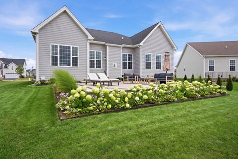 Tiny photo for 3534 Crosswater Court, Elgin, IL 60124 (MLS # 12714334)