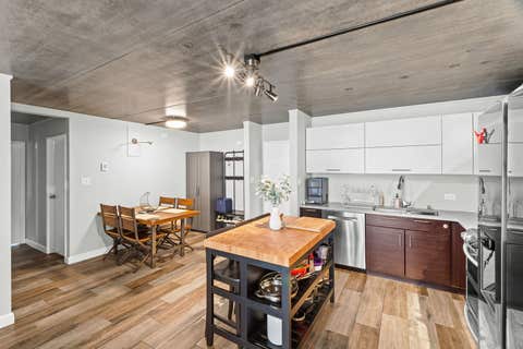 Tiny photo for 2005 S Finley Road #212, Lombard, IL 60148 (MLS # 12740133)