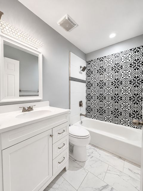 Tiny photo for 14949 Lakeview Drive #102, Orland Park, IL 60462 (MLS # 12642690)