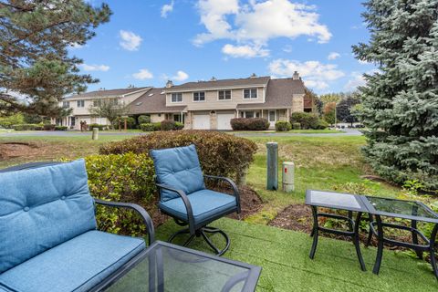 Tiny photo for 1965 Town Drive, Naperville, IL 60565 (MLS # 12498653)